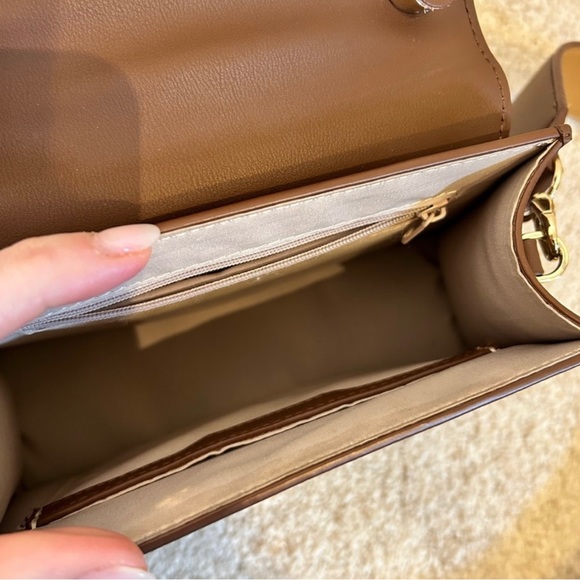 Abbott- vintage leather handbag with removable cross body strap - Picture 7 of 13